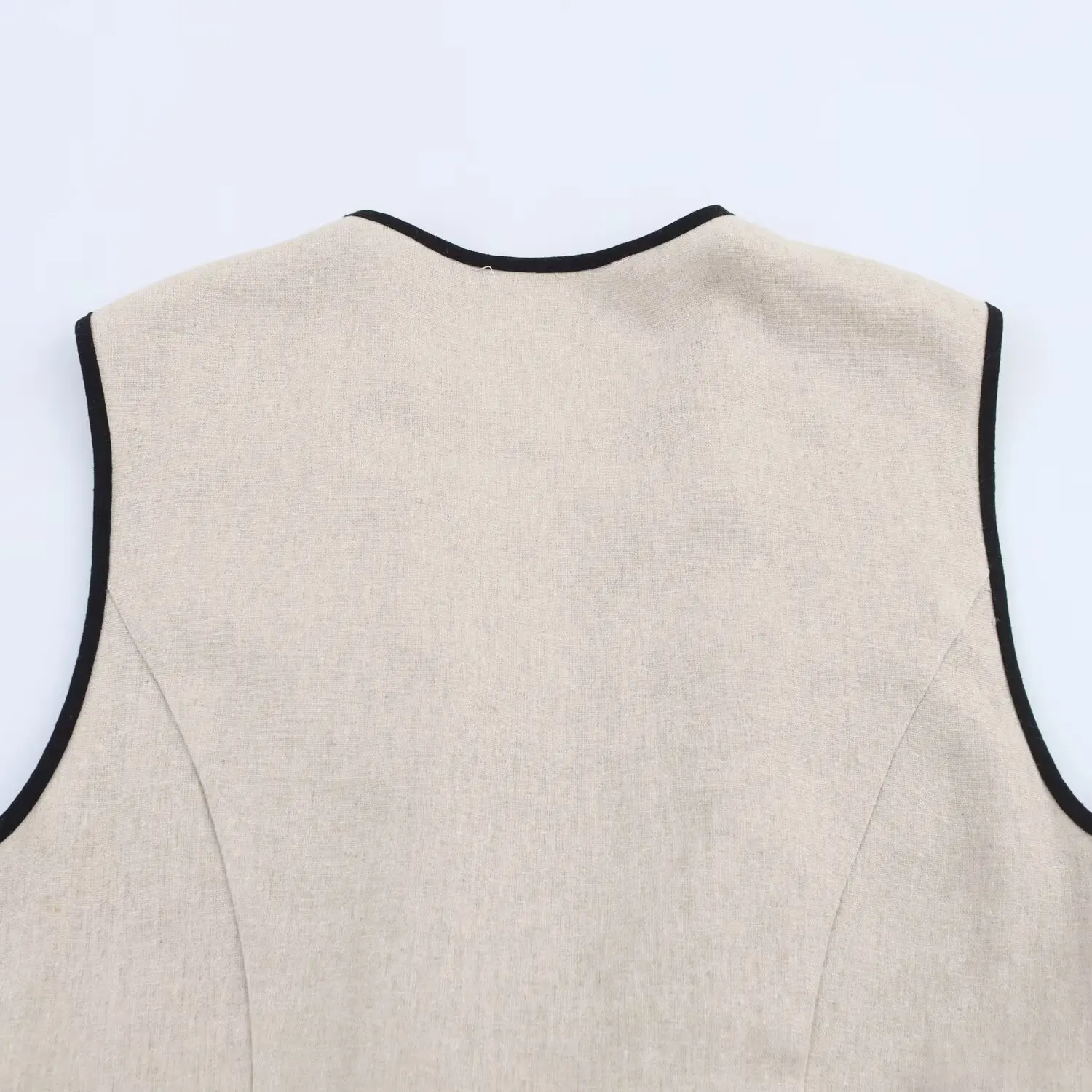 Mila | V-Neck Single-Breasted Sleeveless Midi Dress with Belt