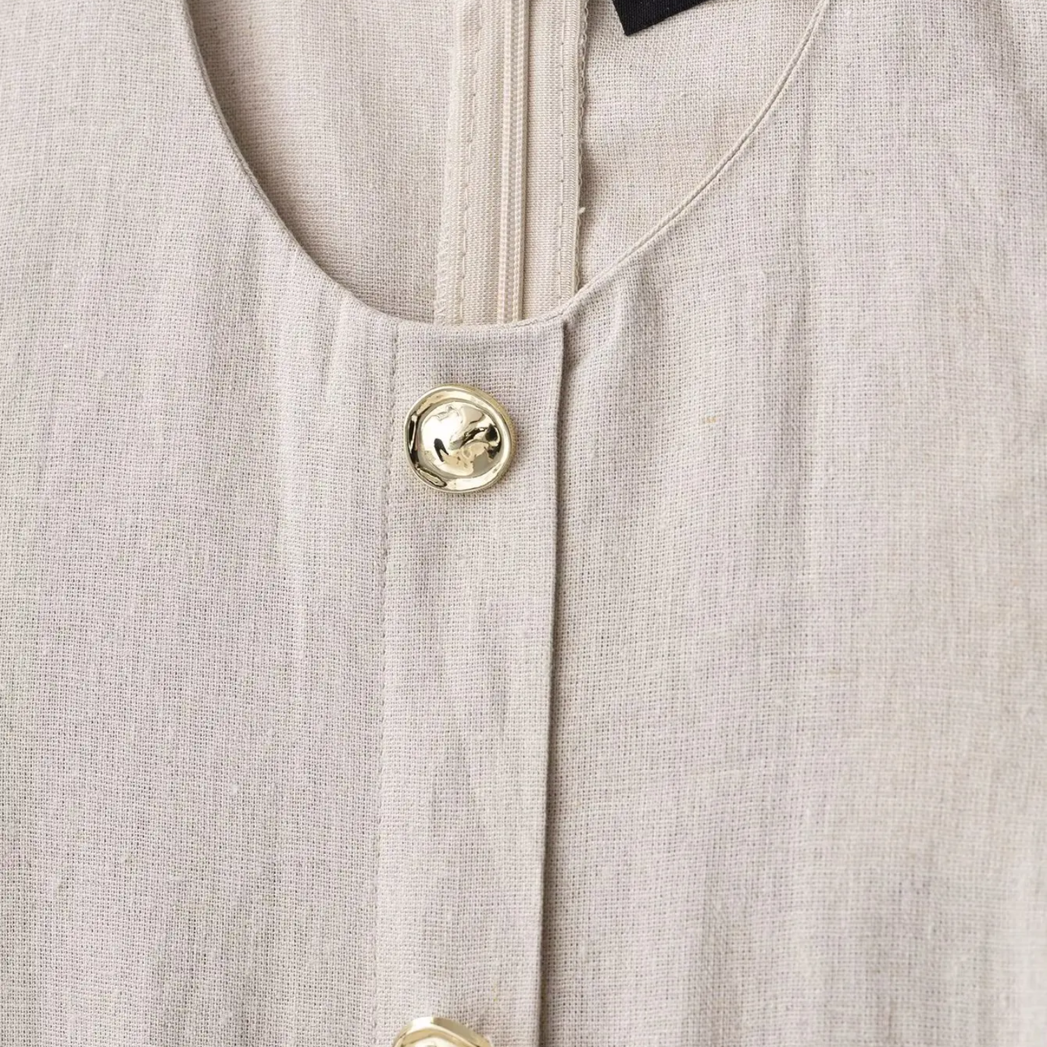 Iris | Sleeveless Linen-Blend Midi Dress with Barrel Pocket Accent